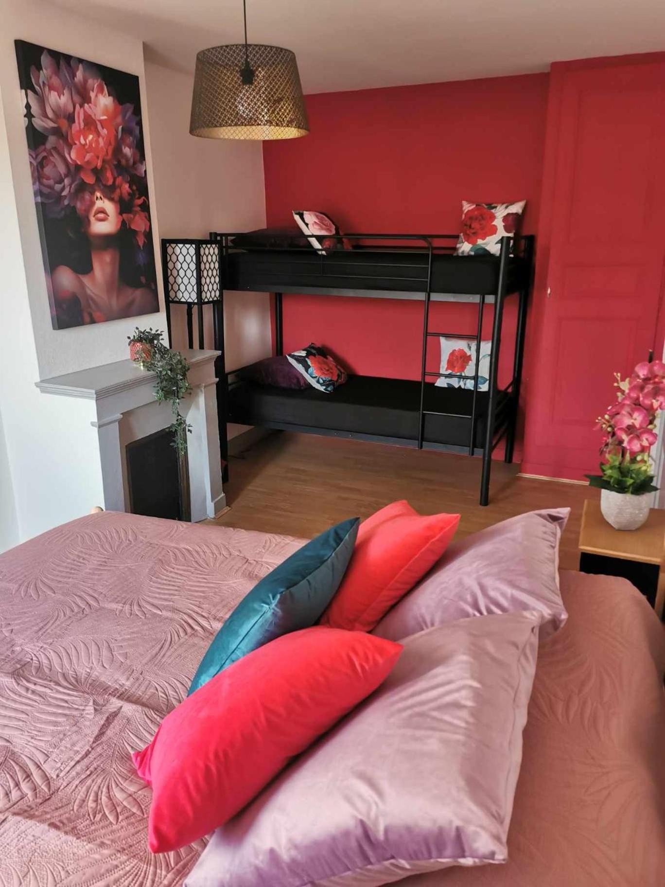Bel Appartement De 1 A 7 Personnes Ambert Kültér fotó