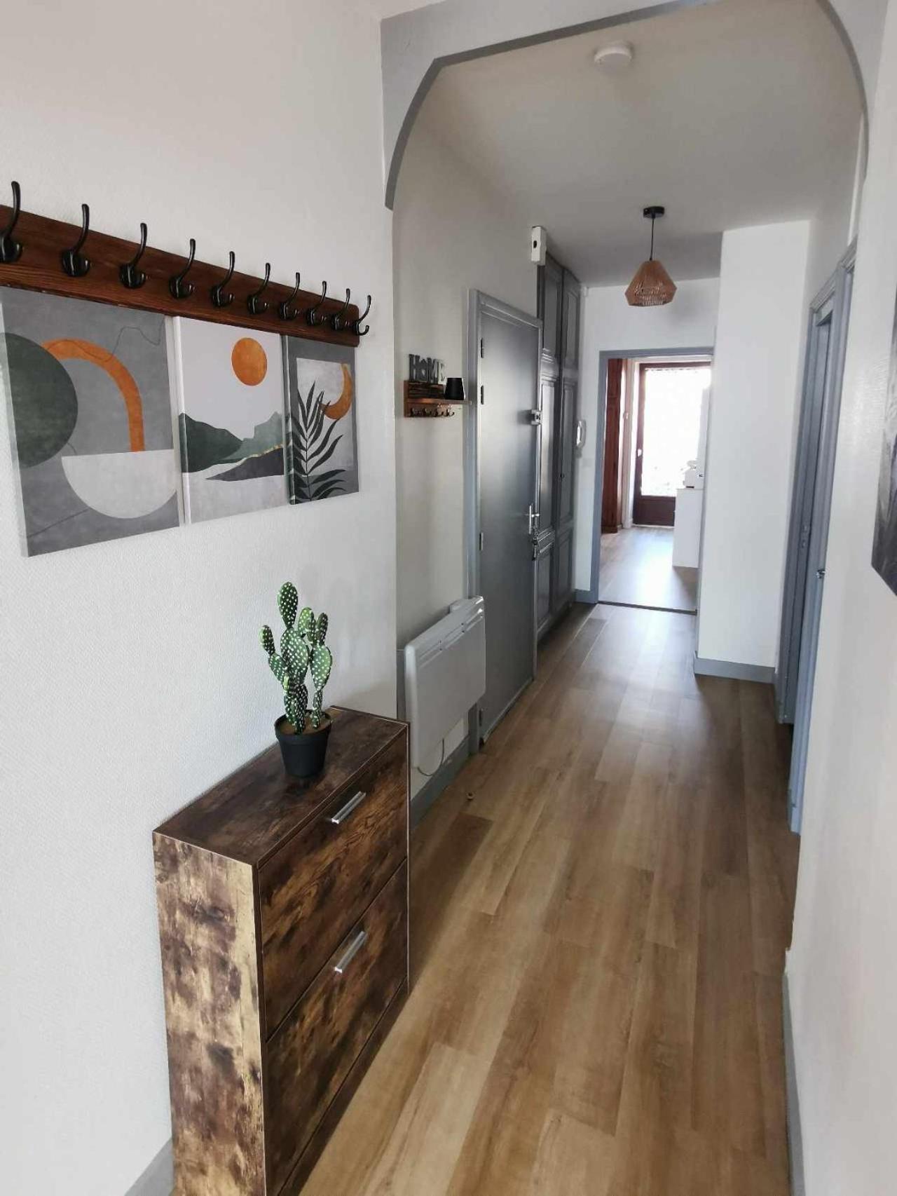 Bel Appartement De 1 A 7 Personnes Ambert Kültér fotó